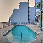 Oceanfront Gulf Shores Condo About 2 Mi To The Hangout