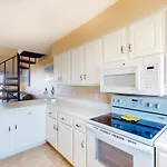 Lagoon Landing #302