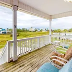 Plum Cute By Meyer Vacation Rentals
