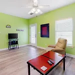 Plum Cute By Meyer Vacation Rentals