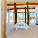Shipwrecked By Meyer Vacation Rentals