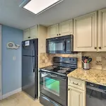 Gulf Shores Retreat With Private Beach Access!