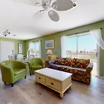 The Purple House By Meyer Vacation Rentals