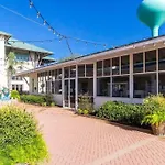 The Beach Club B1107 ~ Luxurious Beachfront Condo!