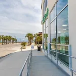 Elegant 6 Bedroom Condo With Beach And City Views, 2 Large Balconies, Next To The Hangout!