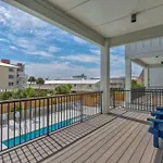 Amazing New House - Steps Away From Beach!