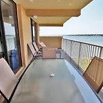 Compass Point 205