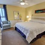 Edgewater West 53 By Albvr - This Beachfront Condo Is Perfect For Your Next Family Getaway