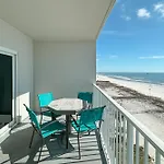 Tropic Isle 702