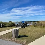 Compass Point 303
