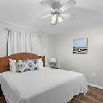 Edgewater 31