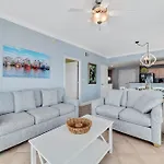 Crystal Shores West 1001