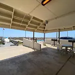 Island Winds East 511