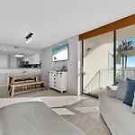 Whaler 5B
