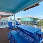 Summer At Family Bungalow W Pool! 4Min Walk To Beach!