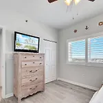 Beach Club A-801