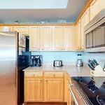 Crystal Shores West III