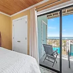 Romar Beach 102