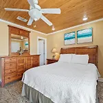 Romar Beach 102