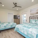 Breezyville Southwest Sea 7Br Lockout