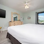 Island Winds West 170 Condo