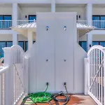 Seaside West 12 Bdrm, 11,5 Bath, Private Pools, Sleeps 36