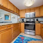 Island Winds East 806 Condo