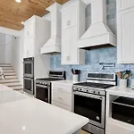 Seaside West 12 Bdrm, 11,5 Bath, Private Pools, Sleeps 36