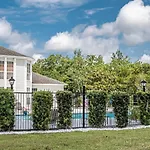 3B/2B W/ Pool & Tennis Court, Sleeps 6