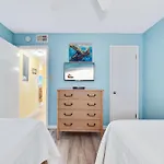 Driftwood Towers 4D