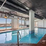 Royal Palms 606