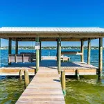 Lagoon Landing 301