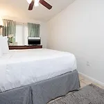Island Winds West 671 Condo