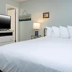 Island Winds West 578 Condo