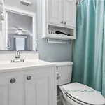 Royal Palms 704