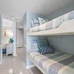 Royal Palms 704