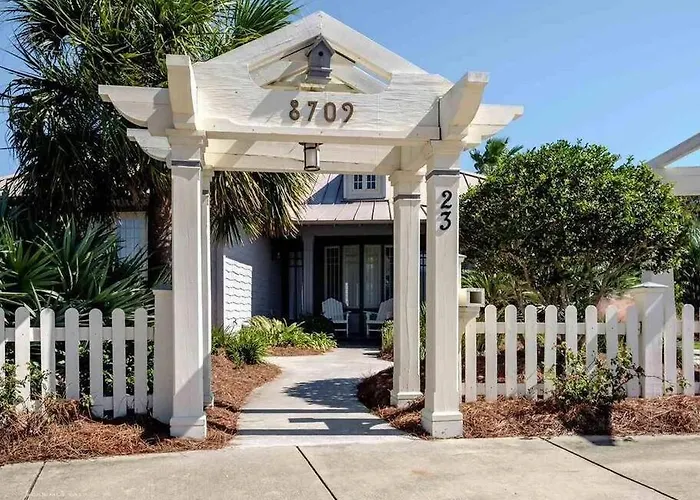Beach Club Cottage 23 - Luxurious Private Home!