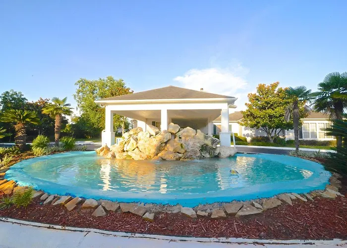 The Colony Club At Drakes Landing F2