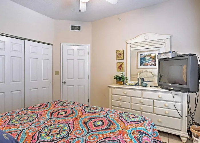 Gulf Shores Condo With Ocean View, Near Fort Morgan