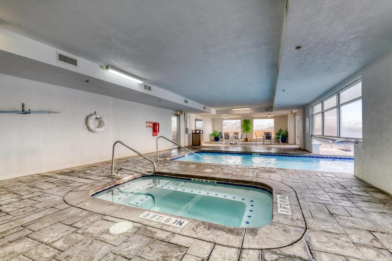 Apartment Island Royale #702 *