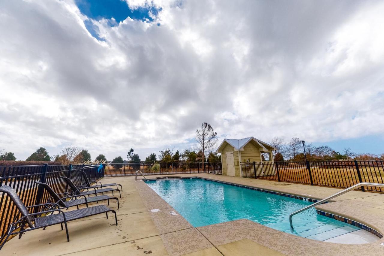 Cotton Creek #1102 Apartment *