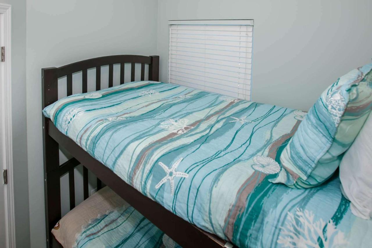 Lighthouse 1612 * Gulf Shores