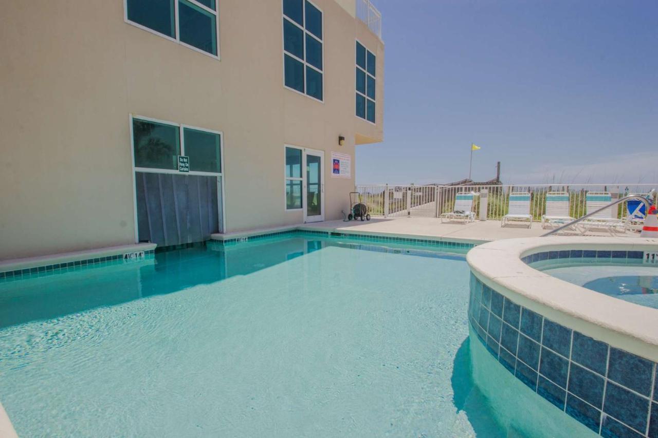 Crystal Shores 701 Holiday home *