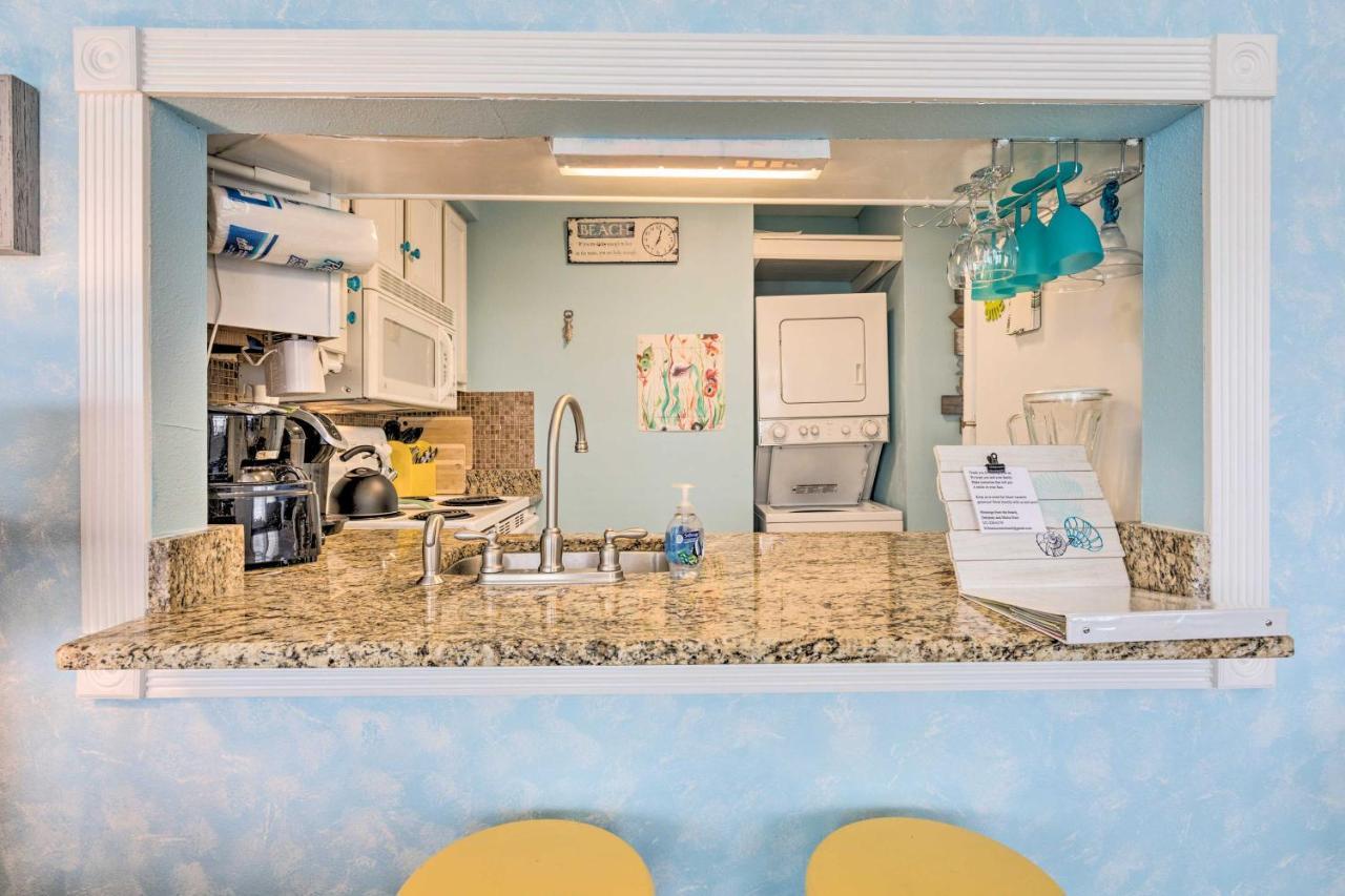 Vivid Escape In - Walk To The Beach! Apartment Gulf Shores