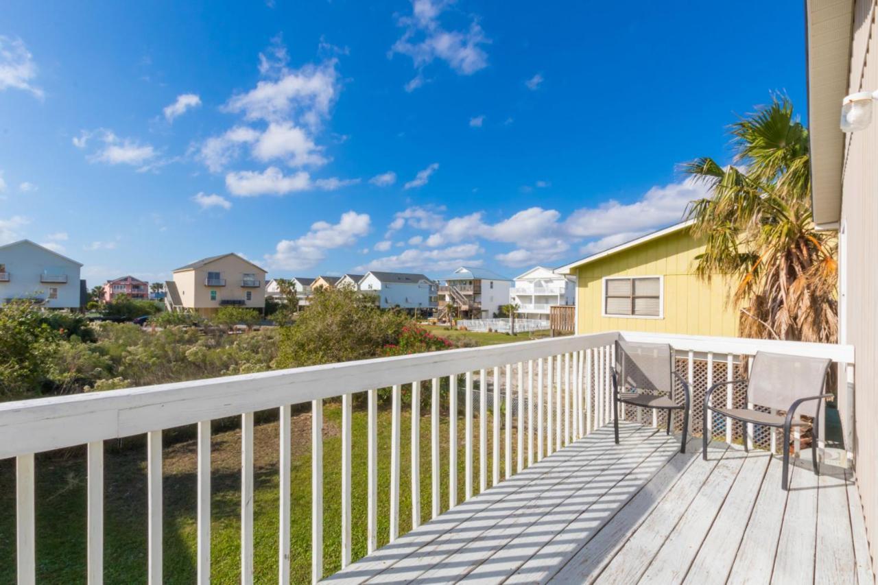 Apartment Seaside Near The Beach! Private House, Sleeps 9