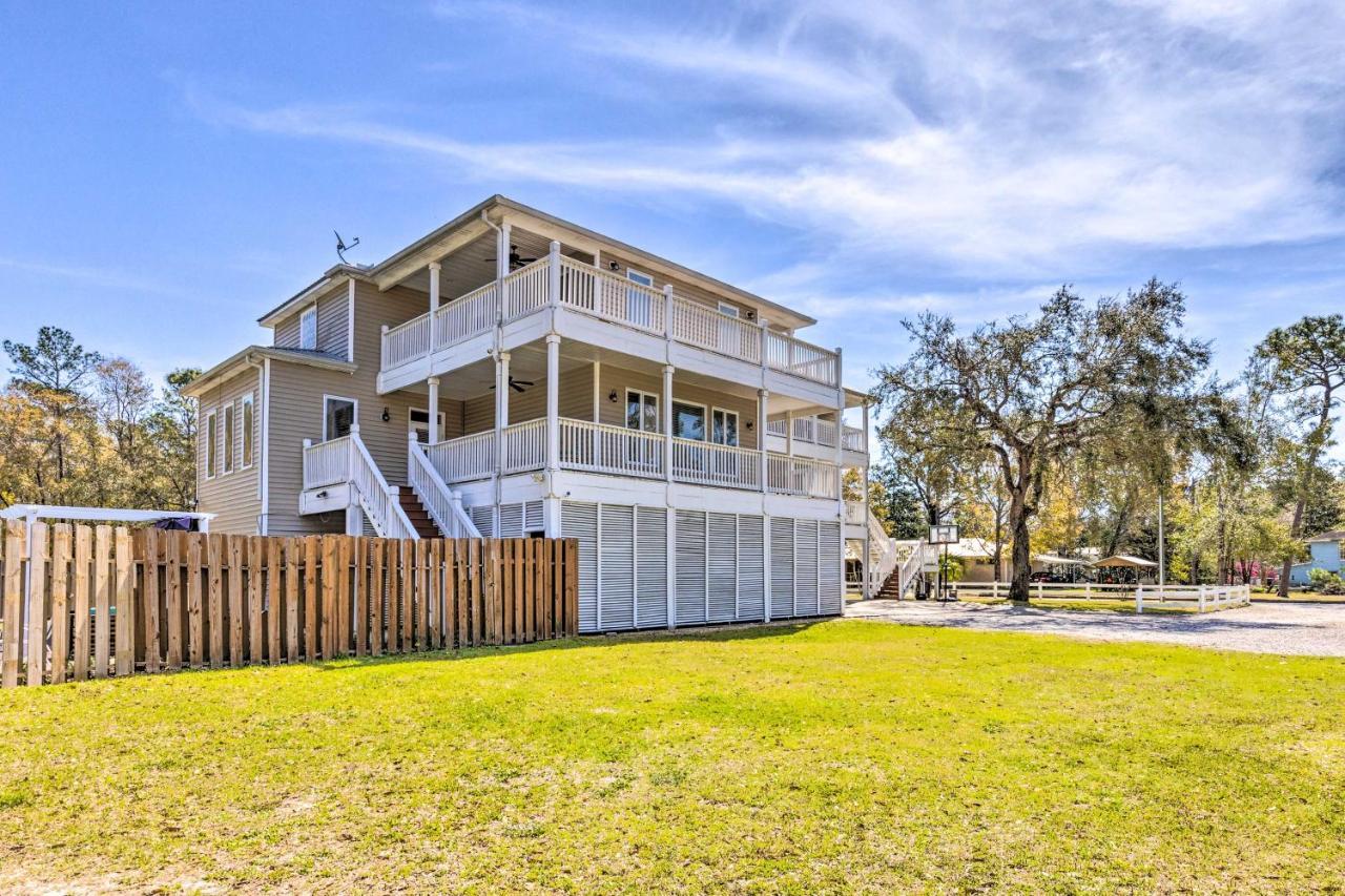 Spacious Private Pool And Deck! Holiday home Gulf Shores