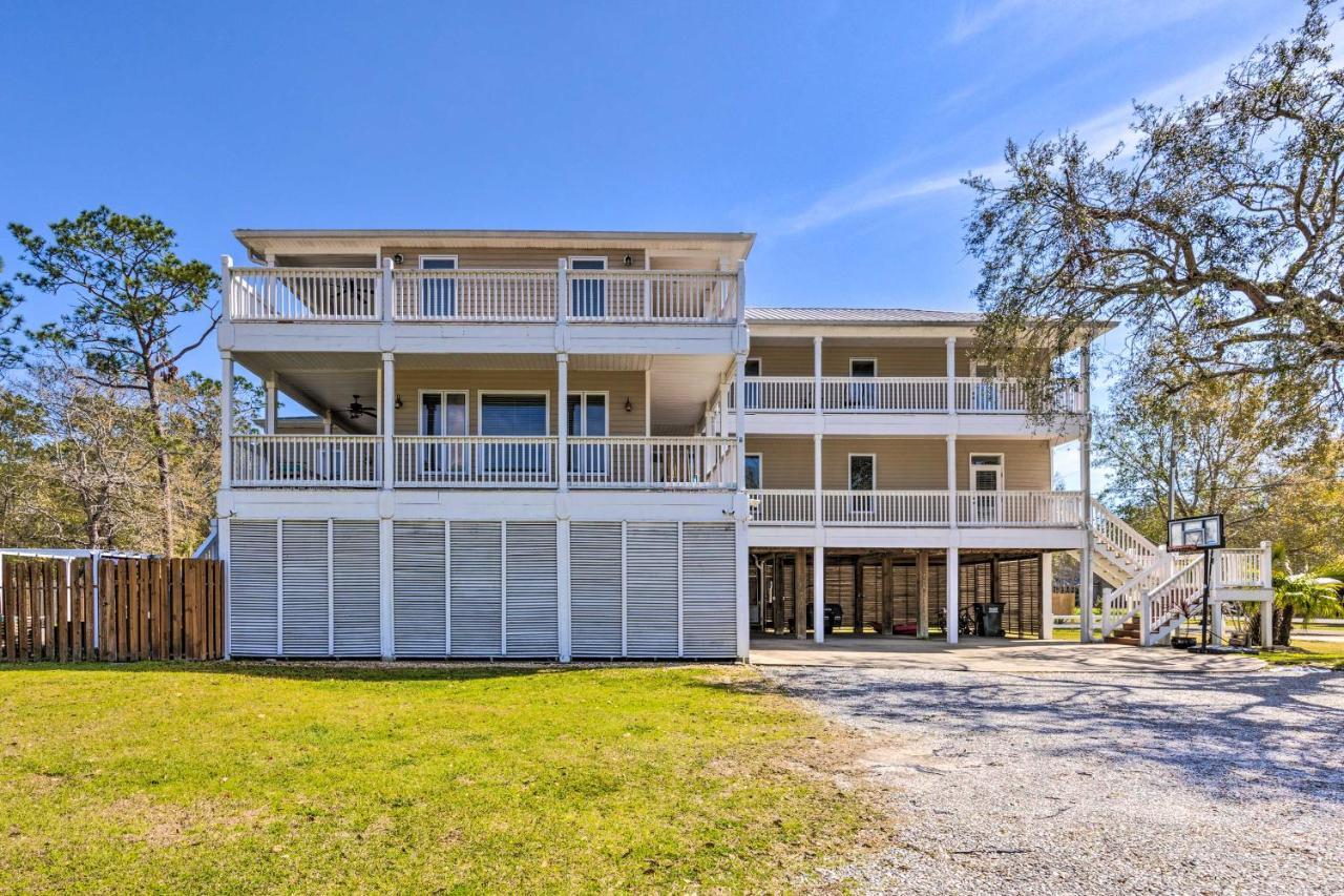 Holiday home Spacious Private Pool And Deck! *