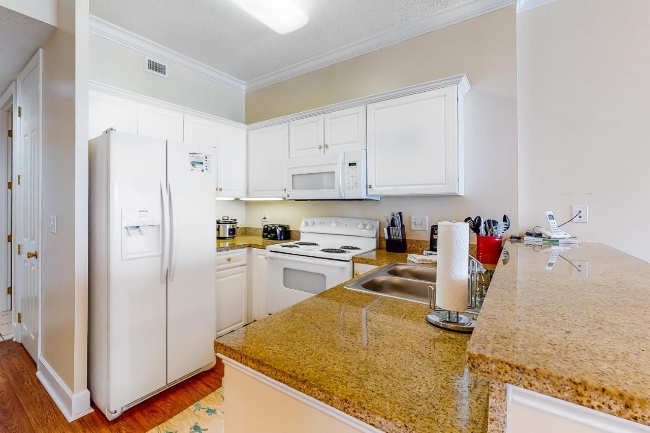 Apartment Island Royale #702 *