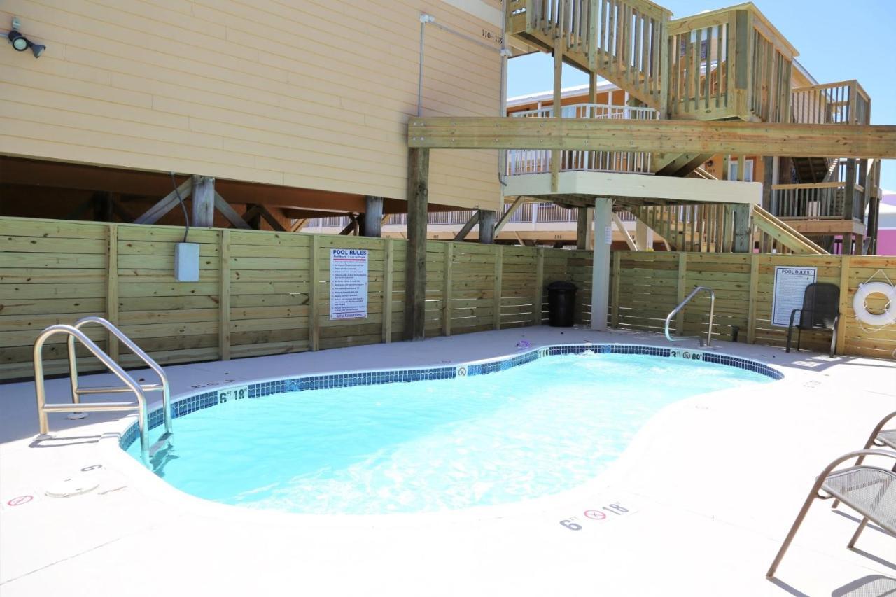 Sunrise Village 109 *