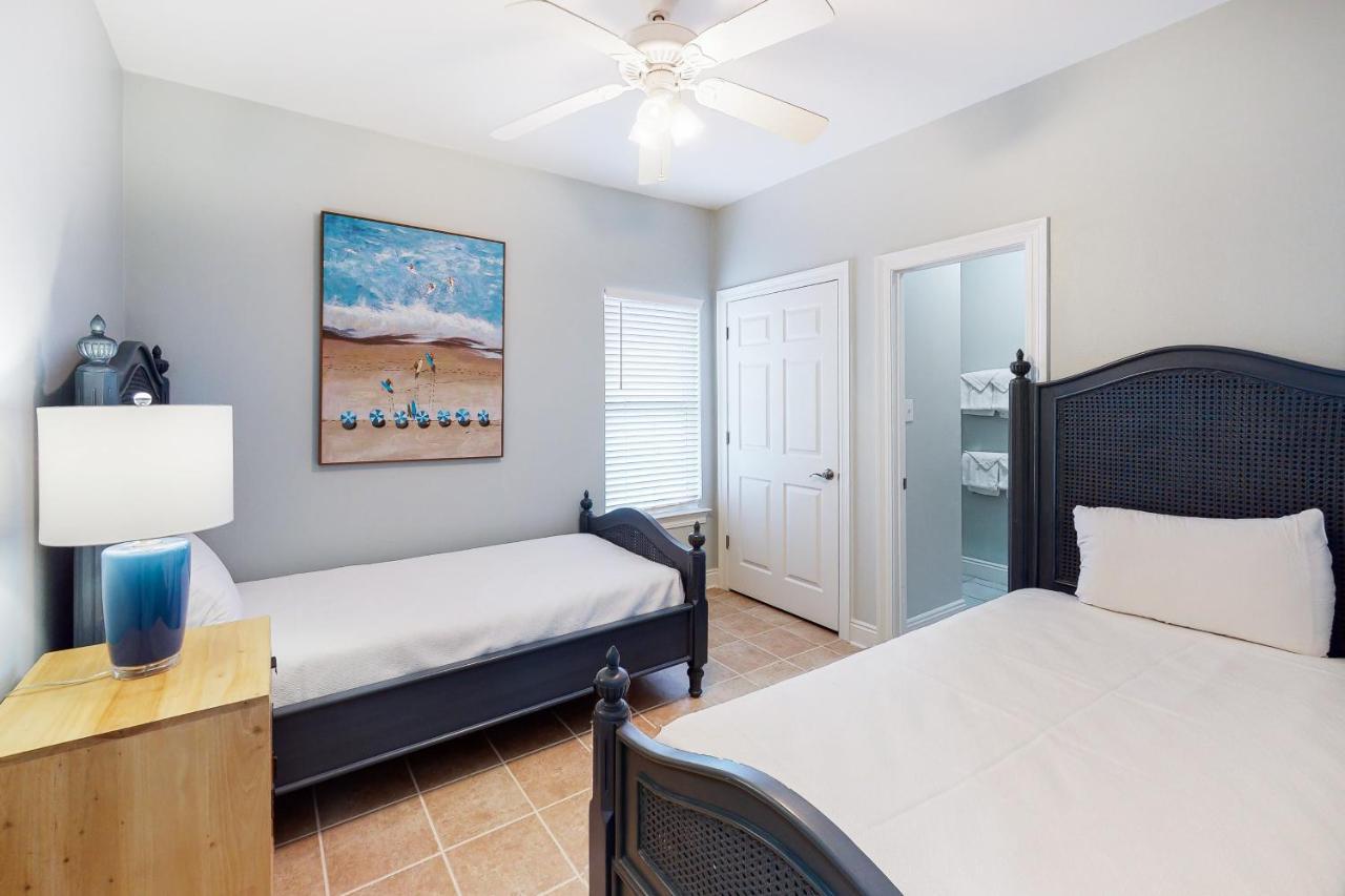 2 Carats East Holiday home Gulf Shores